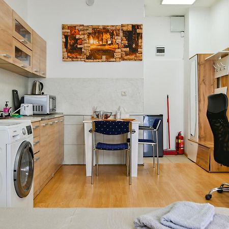 Cozy Apartment In Central 索菲亞 外观 照片