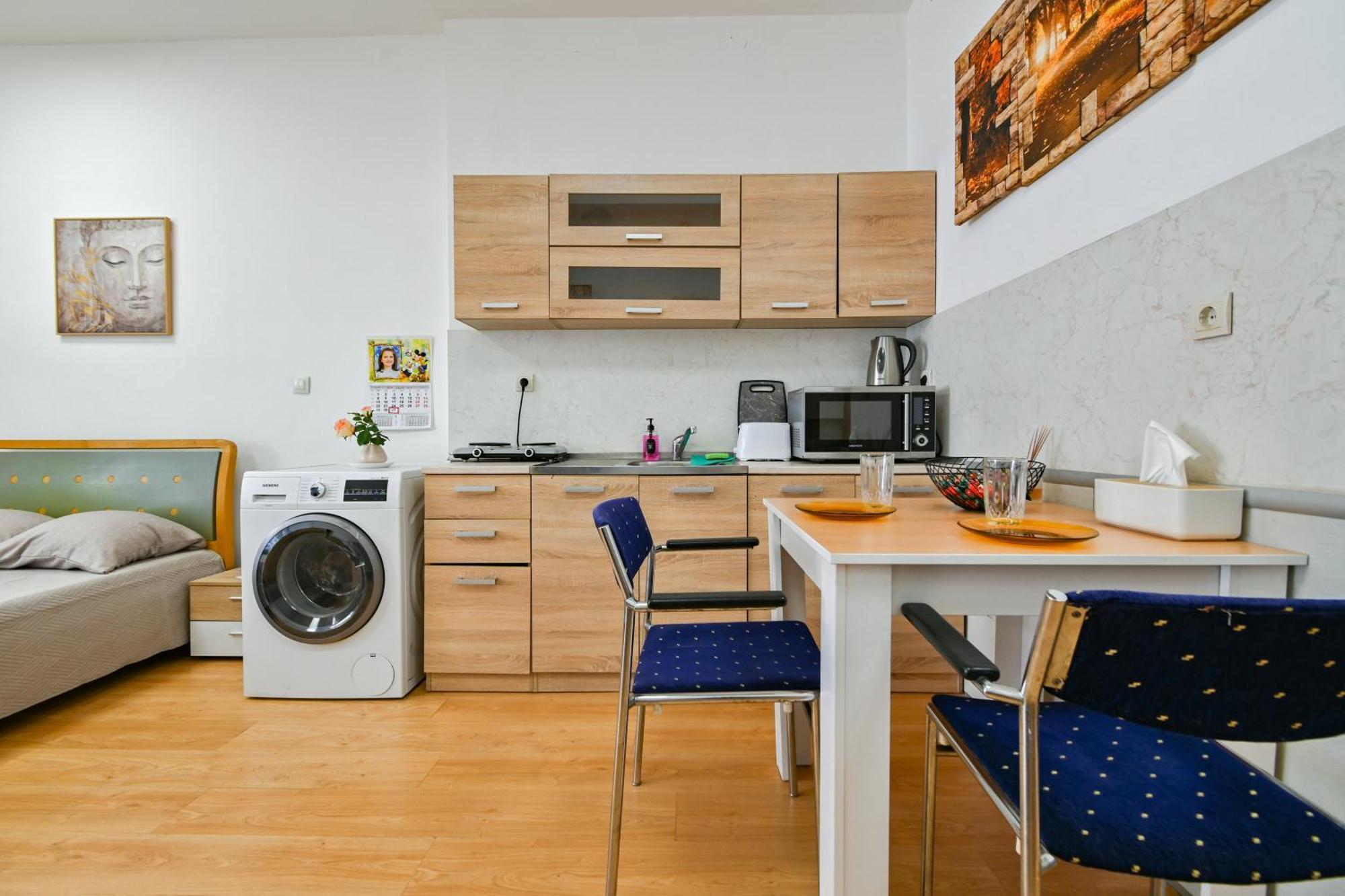 Cozy Apartment In Central 索菲亞 外观 照片